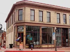 Victor Lowell Thomas Museum website